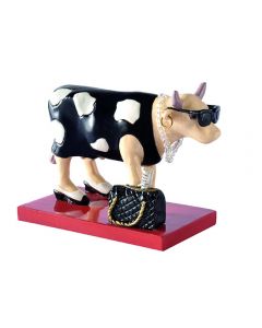 Cow Parade Fashion a Bull